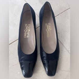 Salvatore Ferragamo Classic black suede heel shoes
